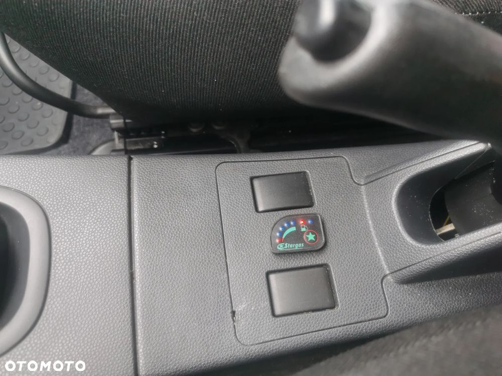 Subaru G3X Justy - 17