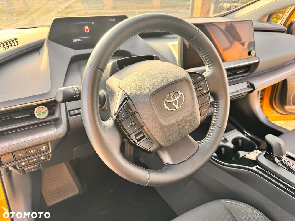 Toyota Prius 2.0 Hybrid Prestige - 9