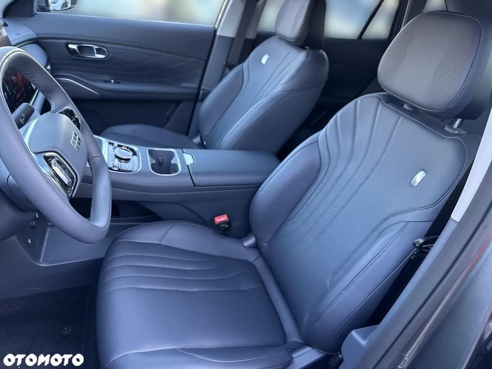 Geely Starray EM-i 1.5 PHEV Max - 14