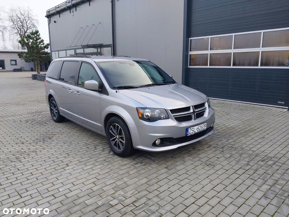 Dodge Grand Caravan 3.6 R/T - 1