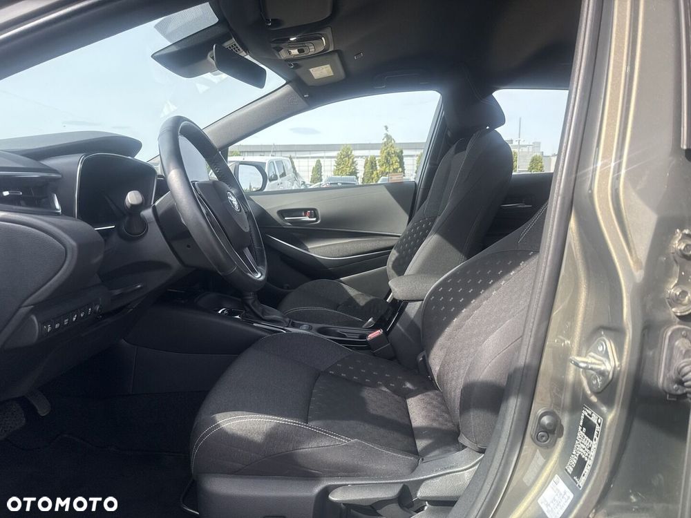 Toyota Corolla 1.8 Hybrid Comfort - 17
