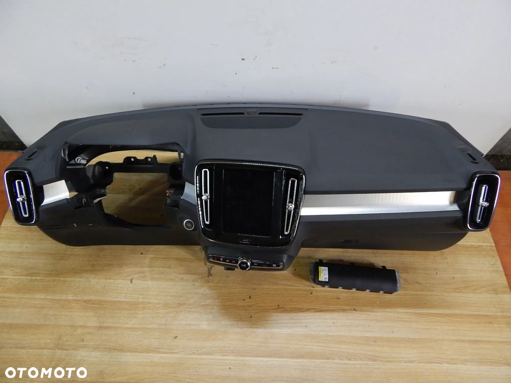 Deska rozdzielcza kokpit konsola airbag Volvo XC40 xc40 17-24 Łuków części - 4