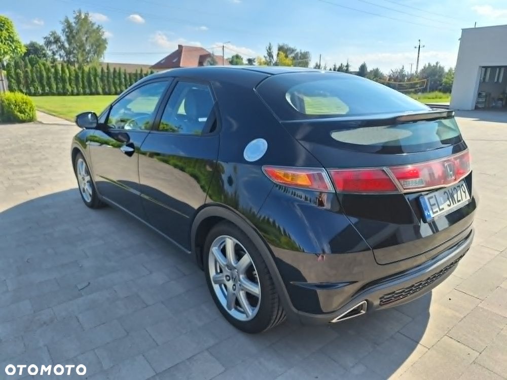 Honda Civic 1.8 Executive - 7