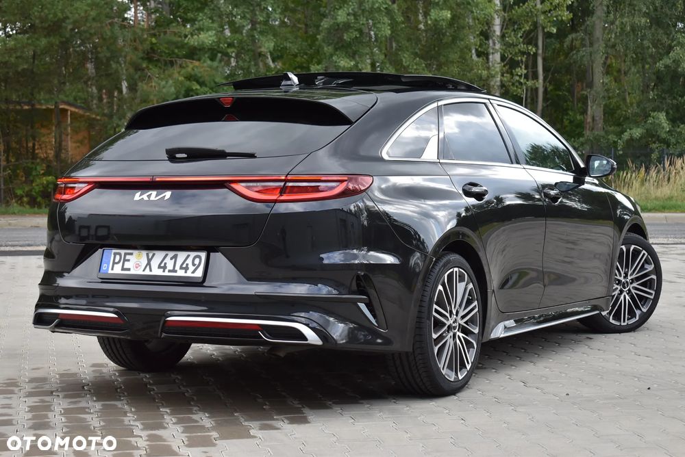 Kia ProCeed 1.5 T-GDI DCT7 OPF GT LINE - 11