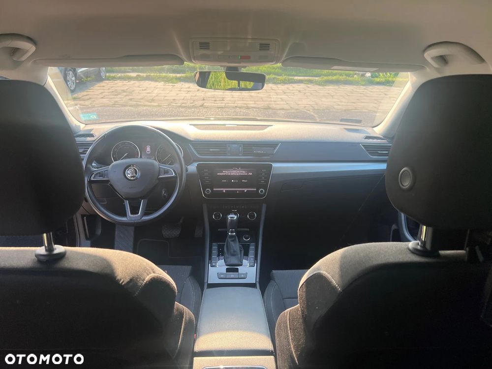 Skoda Superb 1.8 TSI Ambition DSG - 13