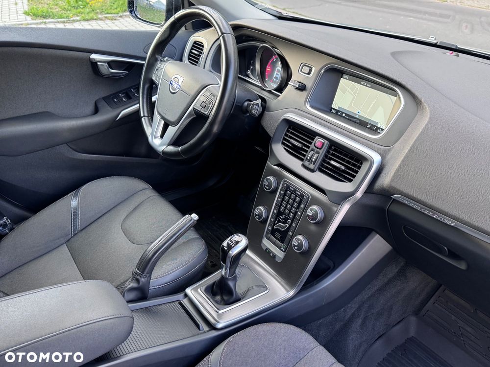 Volvo V40 D3 Inscription - 37
