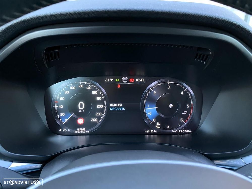 Volvo XC 60 2.0 D4 Momentum Plus - 28