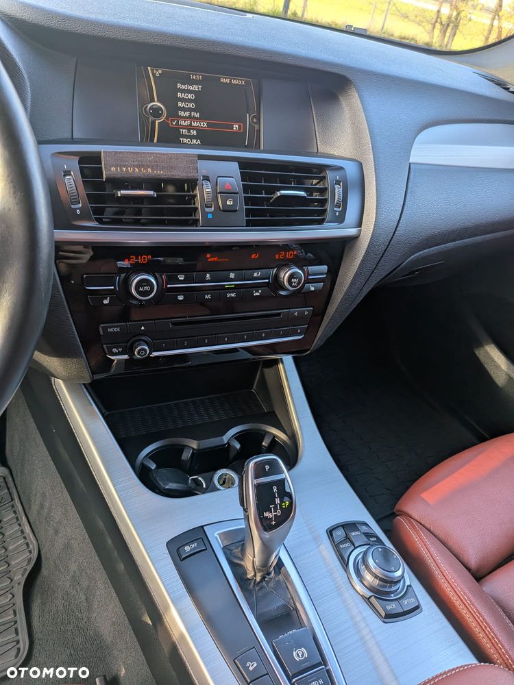 BMW X3 xDrive20d - 16