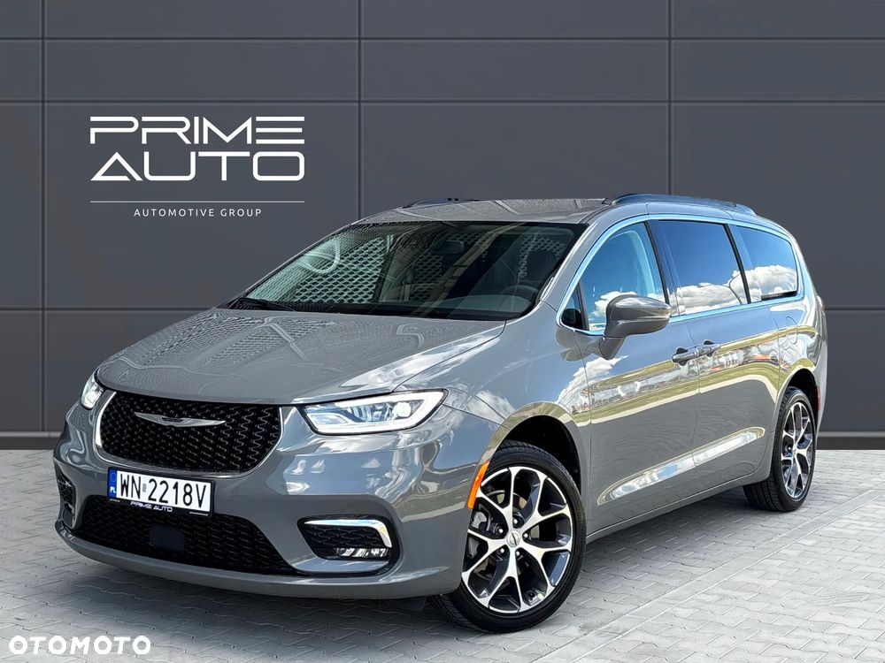 Chrysler Pacifica - 3