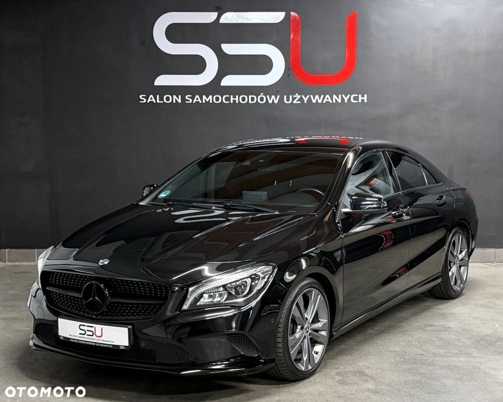 Mercedes-Benz CLA 200 7G-DCT Urban - 1