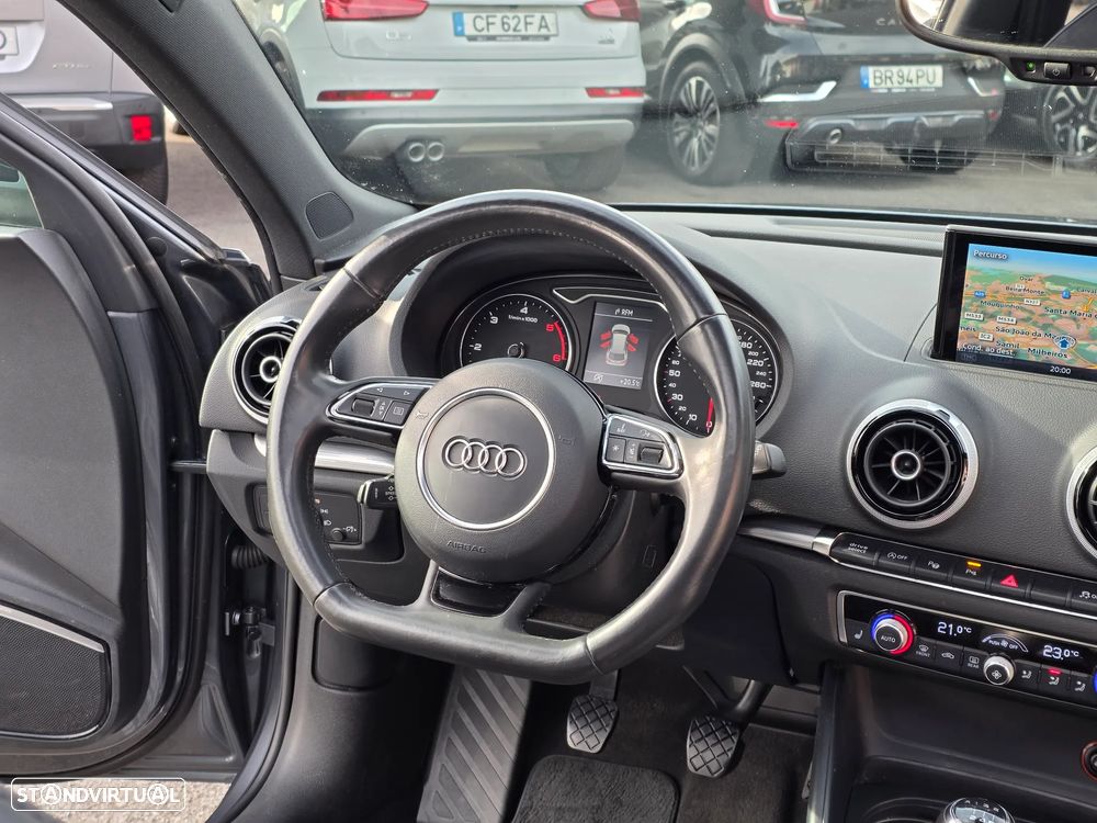 Audi A3 Sportback 2.0 TDI S-line - 30