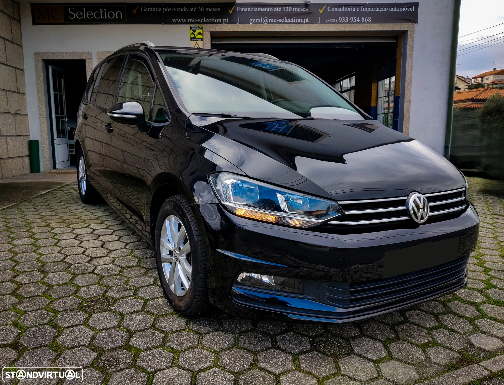 VW Touran 1.6 TDI Confortline DSG - 4