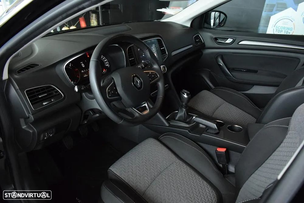 Renault Mégane 1.5 Blue dCi Limited - 6