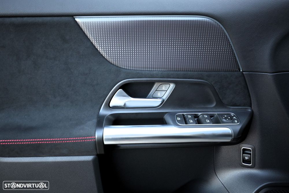 Mercedes-Benz EQA 250+ AMG Line - 34