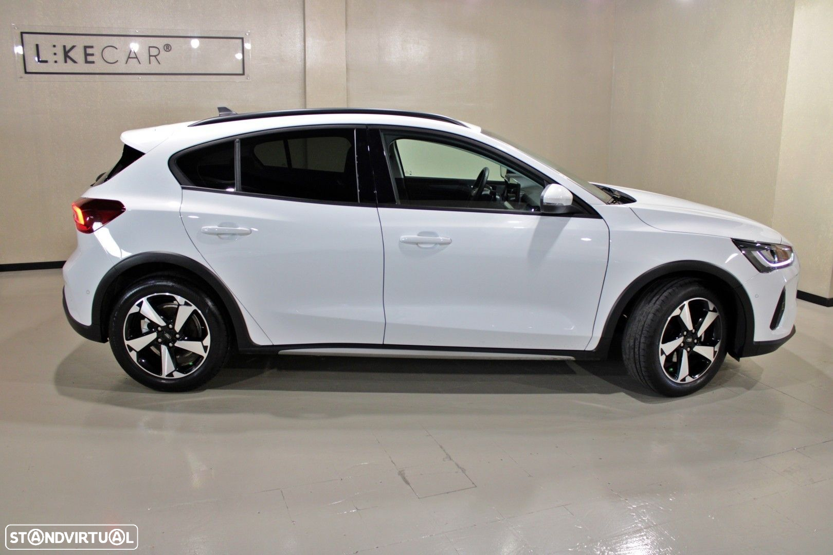 Ford Focus 1.0 EcoBoost MHEV Active X - 10