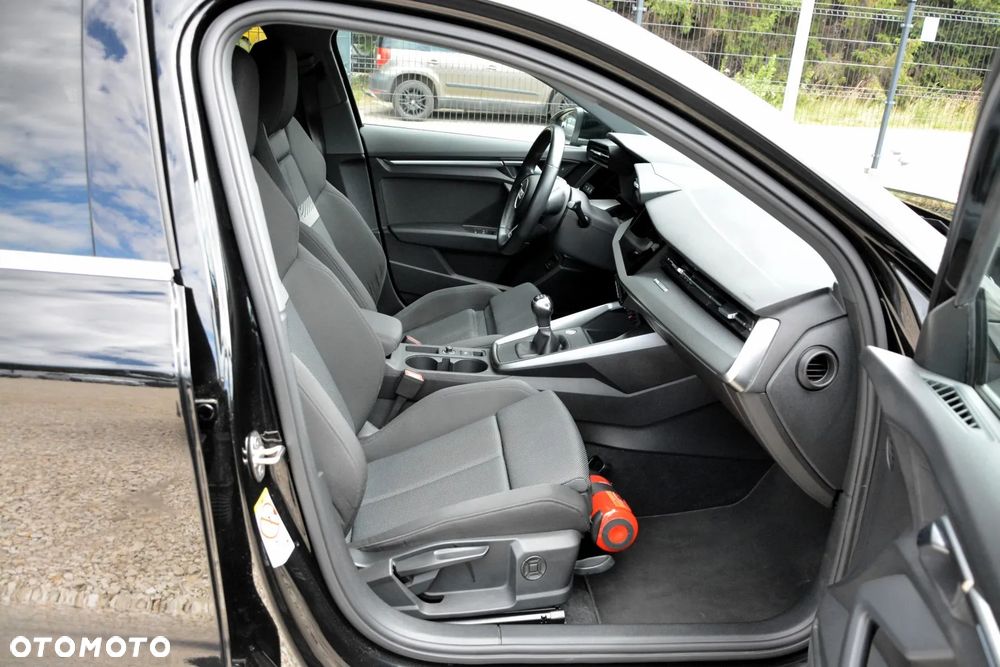 Audi A3 Limousine 30 TFSI - 17