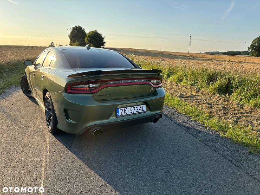 Dodge Charger 6.4 Scat Pack - 2