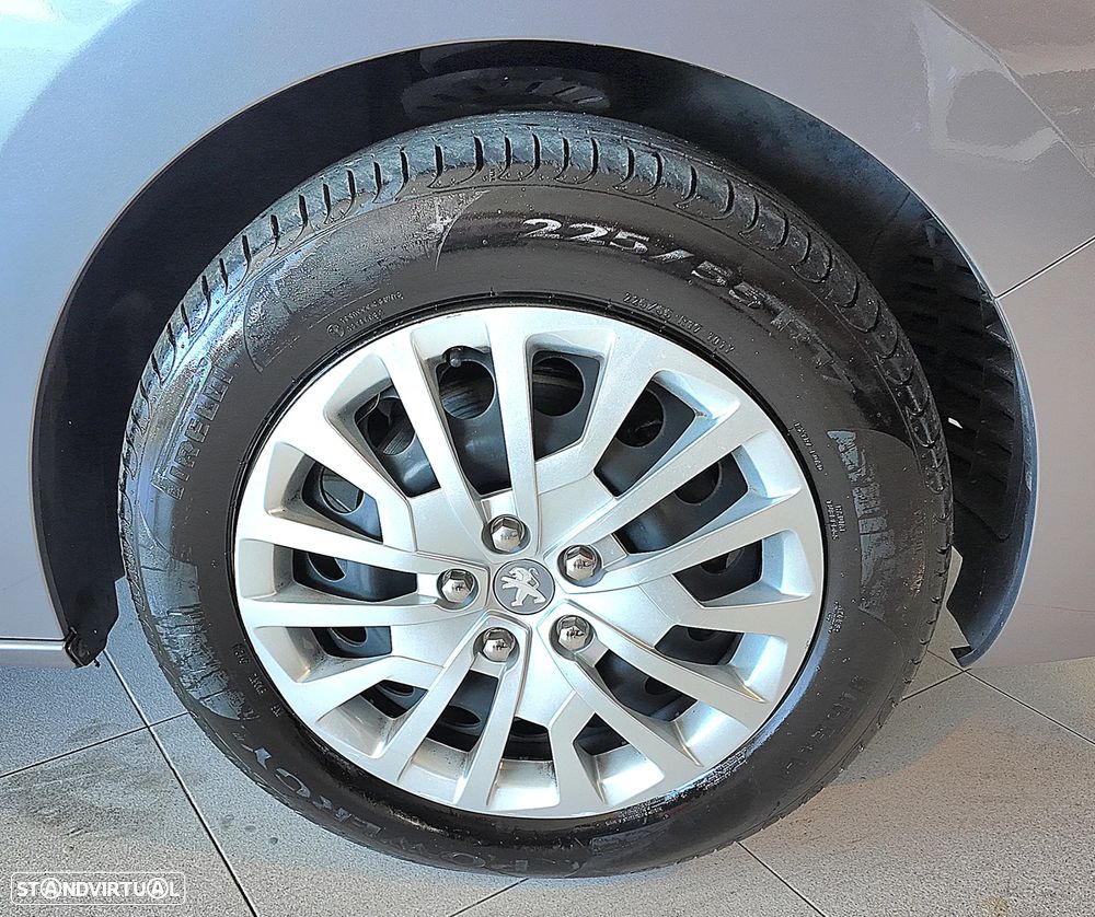 Peugeot Traveller L2 1.5 BlueHDi 120 Allure - 42