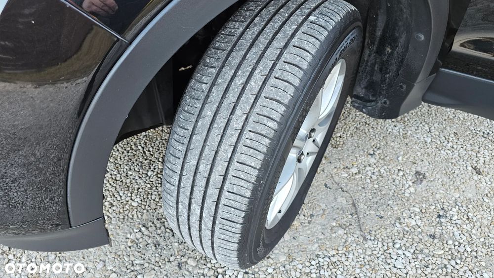 Ford Kuga 1.6 EcoBoost 2x4 Trend - 31