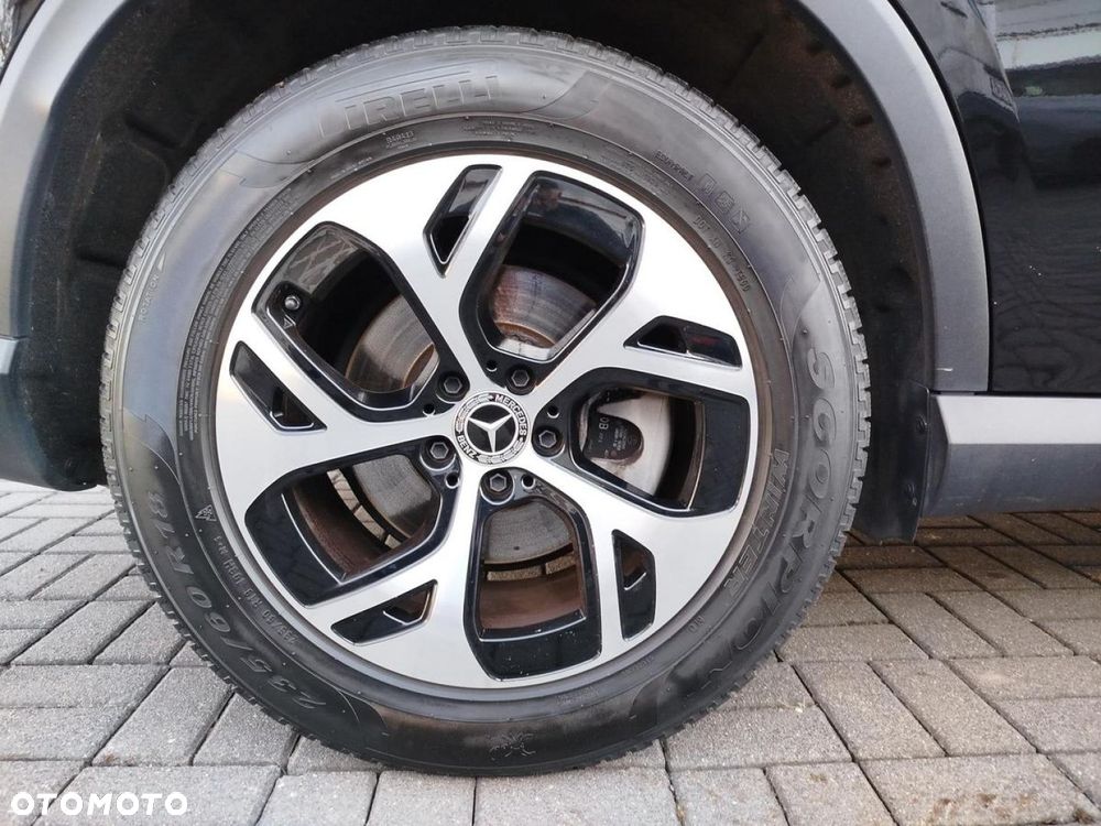 Mercedes-Benz GLC - 30