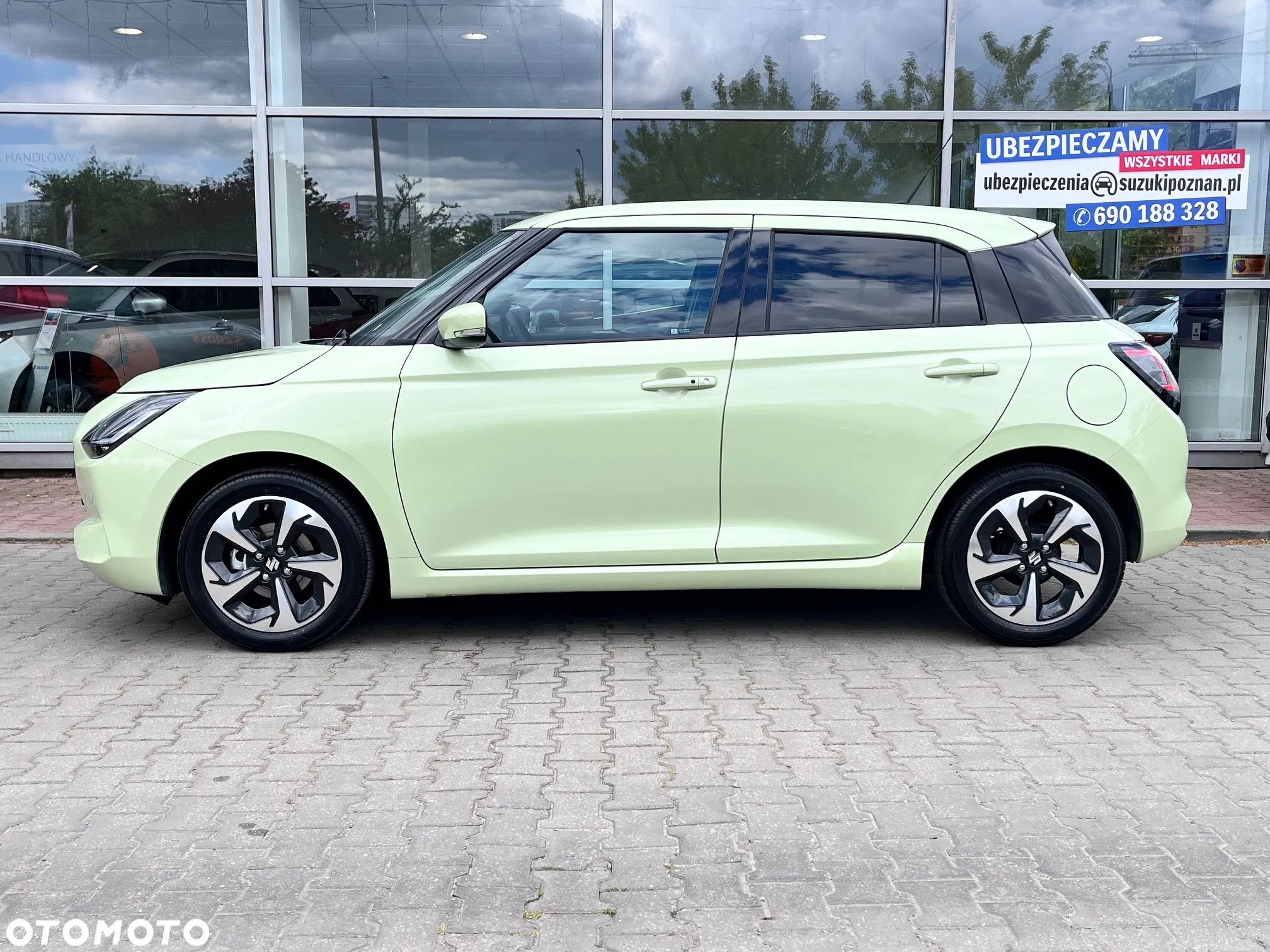 Suzuki Swift 1.2 Dualjet SHVS Elegance CVT - 3