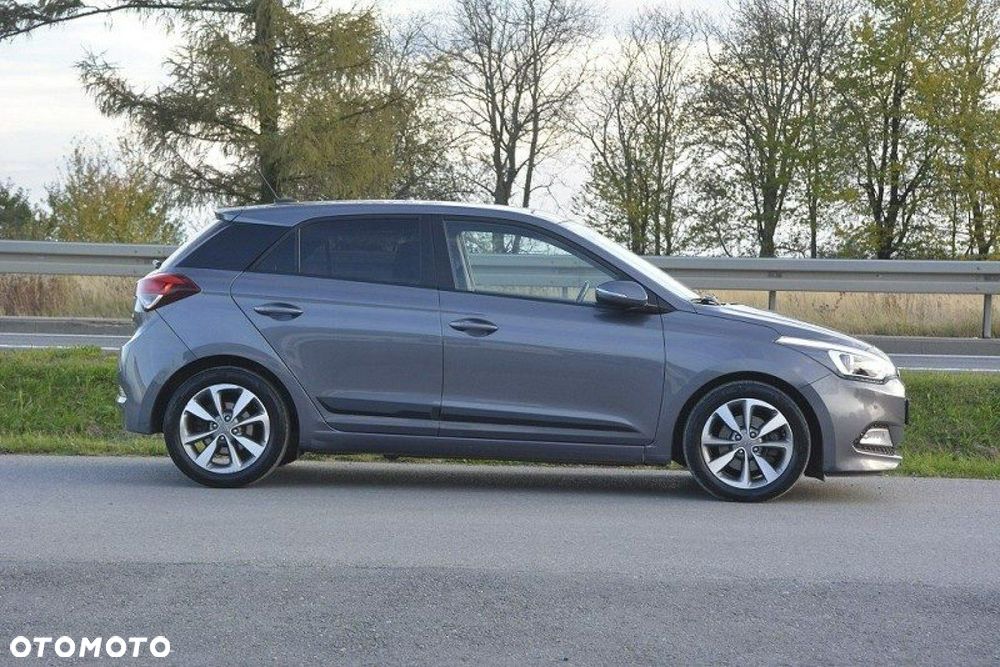 Hyundai i20 - 11