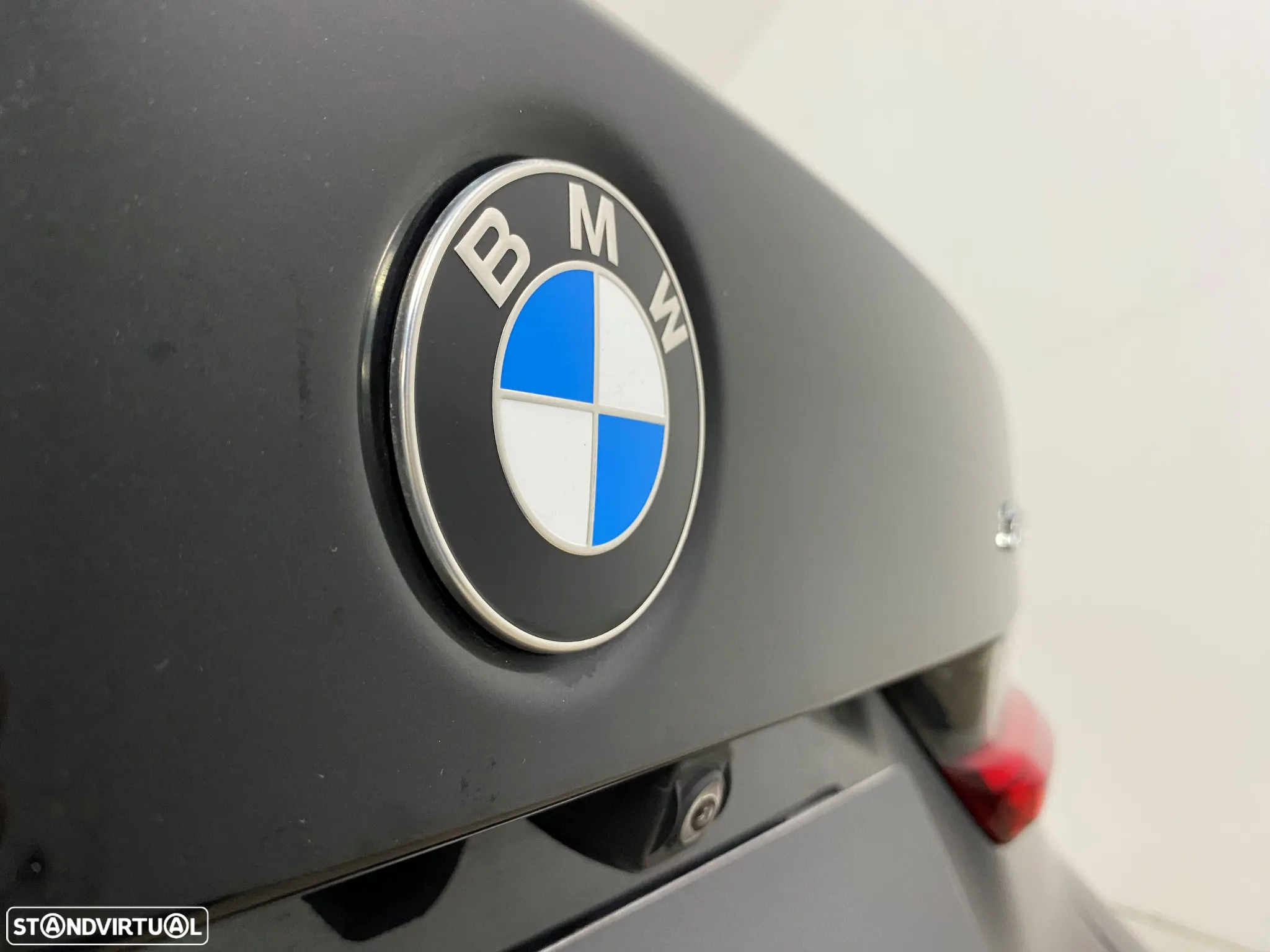 BMW 320 d Auto - 23