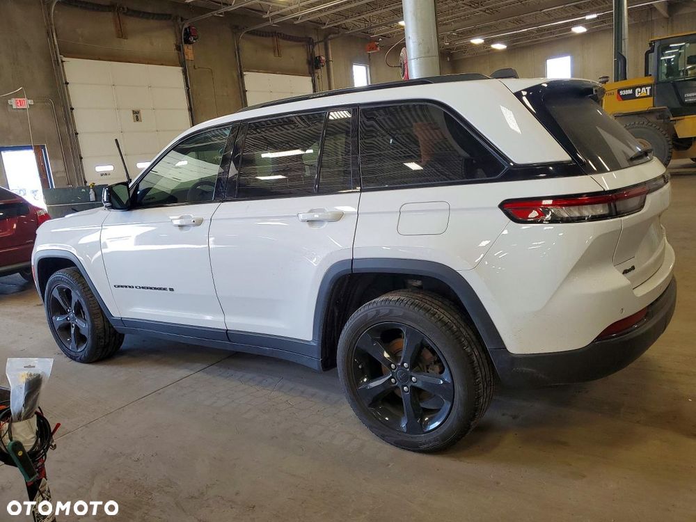 Jeep Grand Cherokee - 3