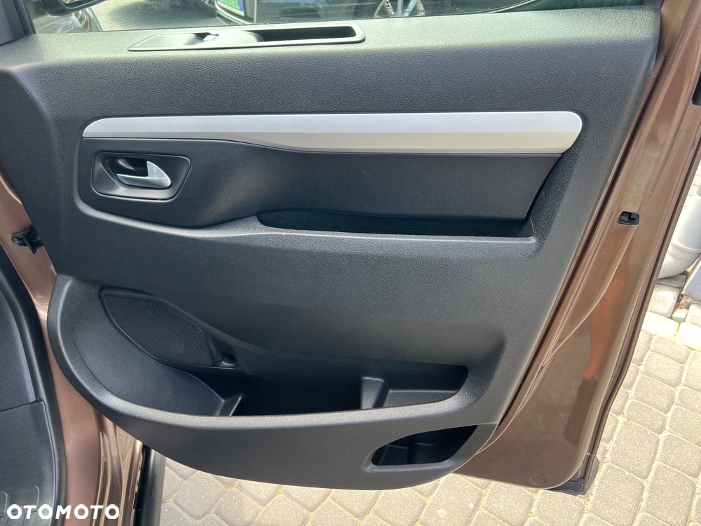 Peugeot Traveller L3 2.0 EAT6 Allure - 26