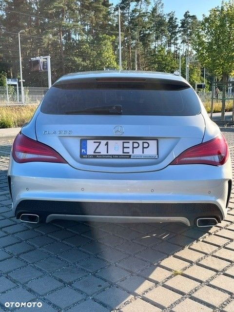 Mercedes-Benz CLA 200 7G-DCT AMG Line - 14