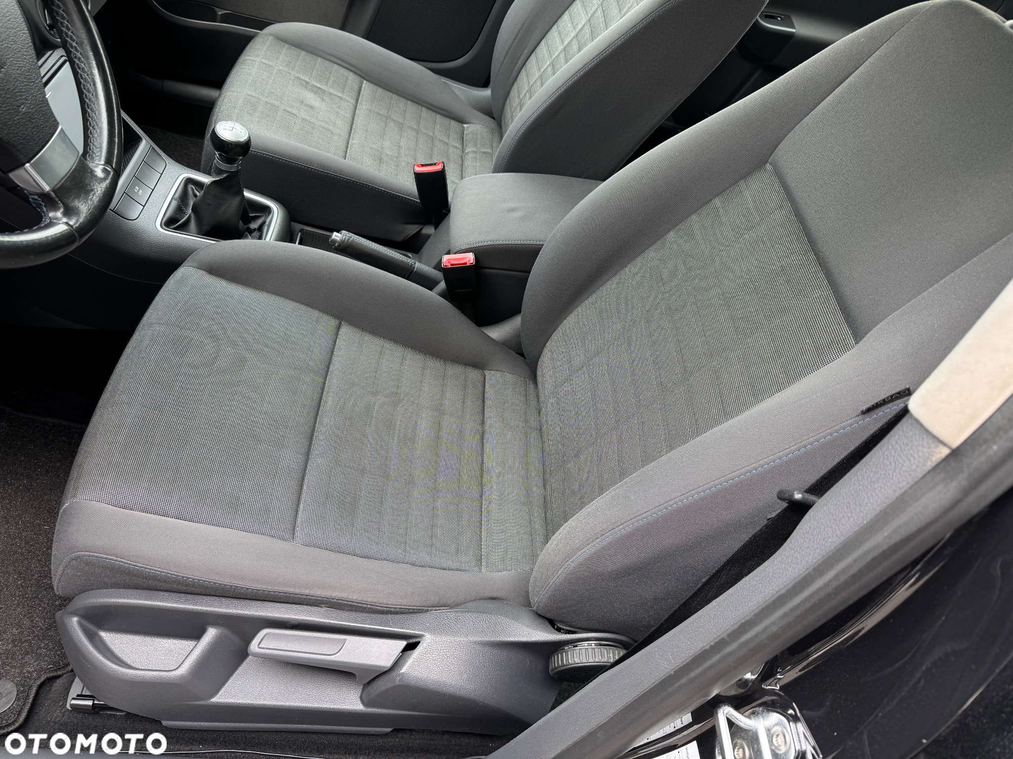 Volkswagen Golf Plus - 9