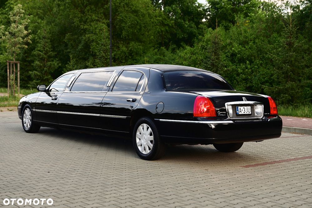 Lincoln Town Car 4.6 Executive - 12