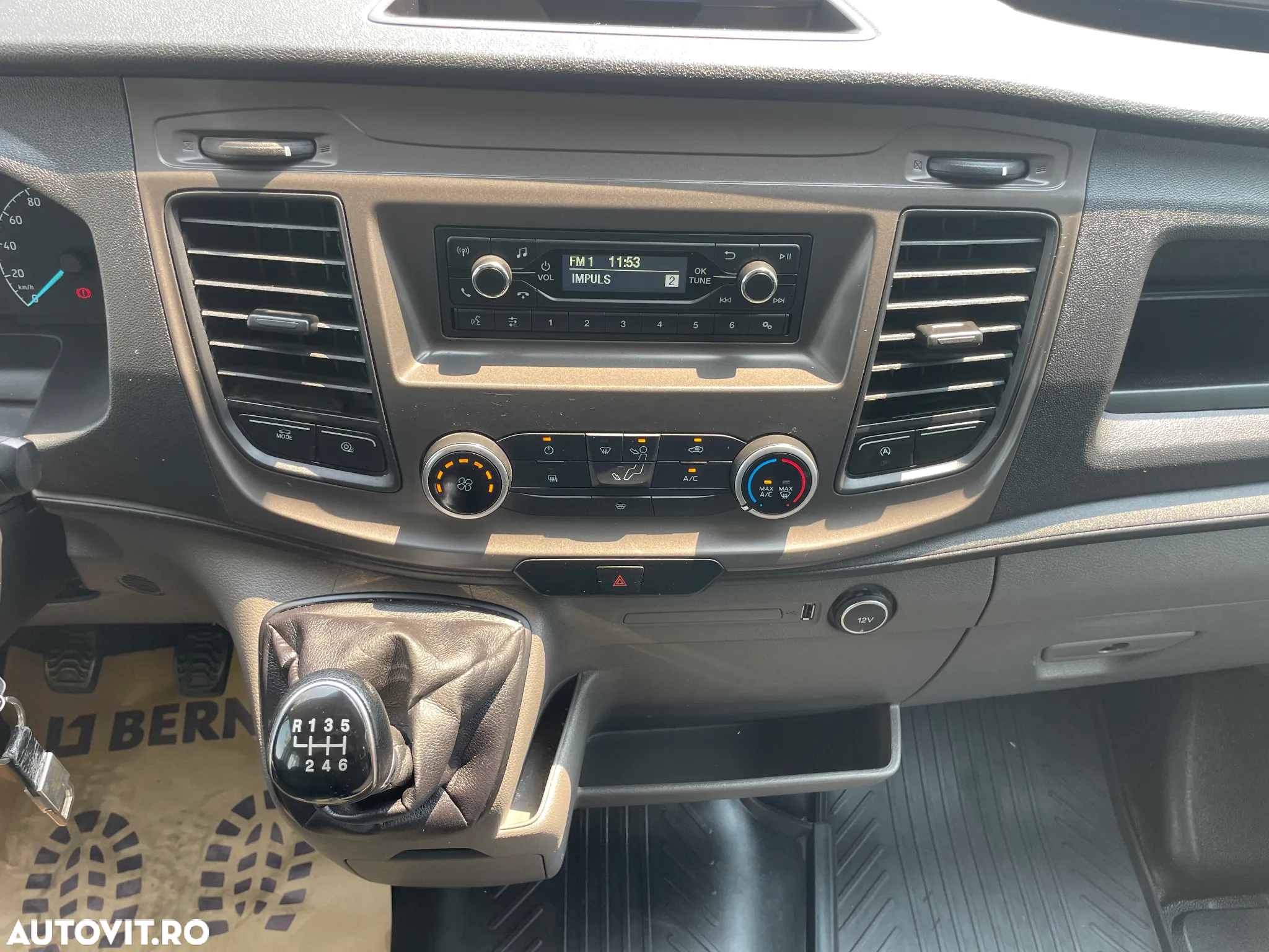 Ford TRANSIT D-CAB 2.0 TDCi 130 CP 7 locuri Bena Aluminiu 3200Lx2200l - 14