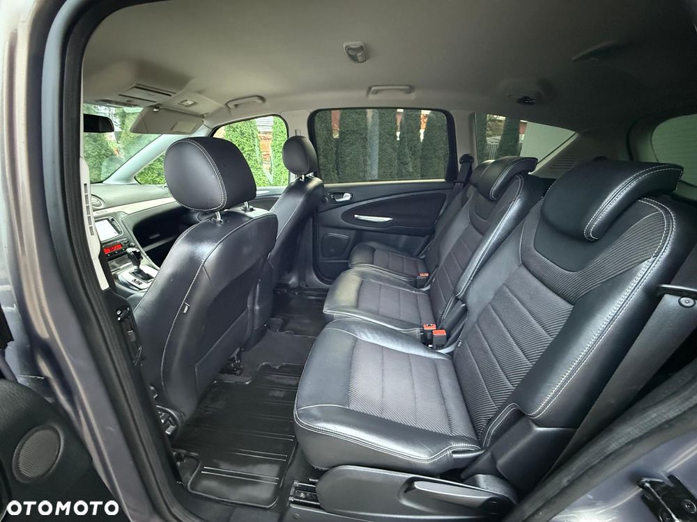 Ford S-Max 2.0 TDCi DPF Titanium - 16