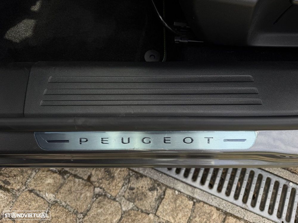 Peugeot 2008 1.5 BlueHDi GT - 26