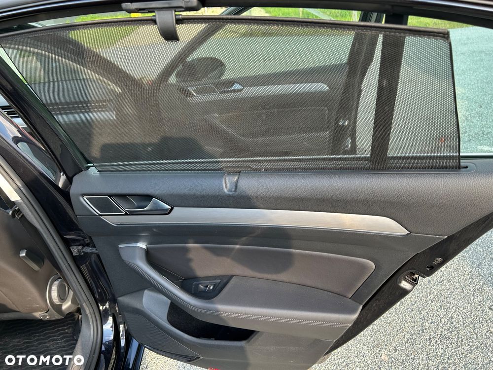 Volkswagen Passat 1.8 TSI BMT Highline DSG - 17