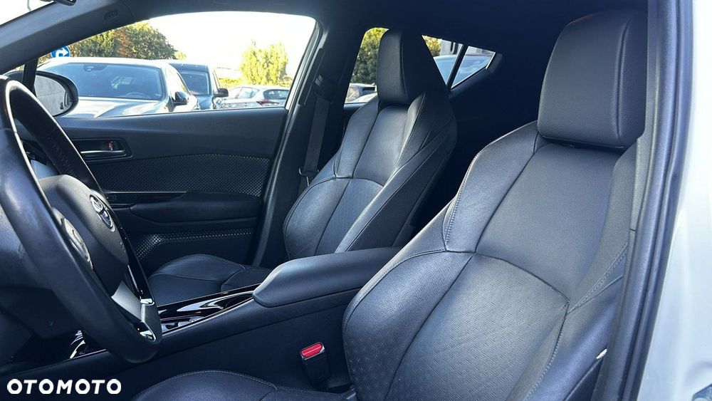Toyota C-HR - 8