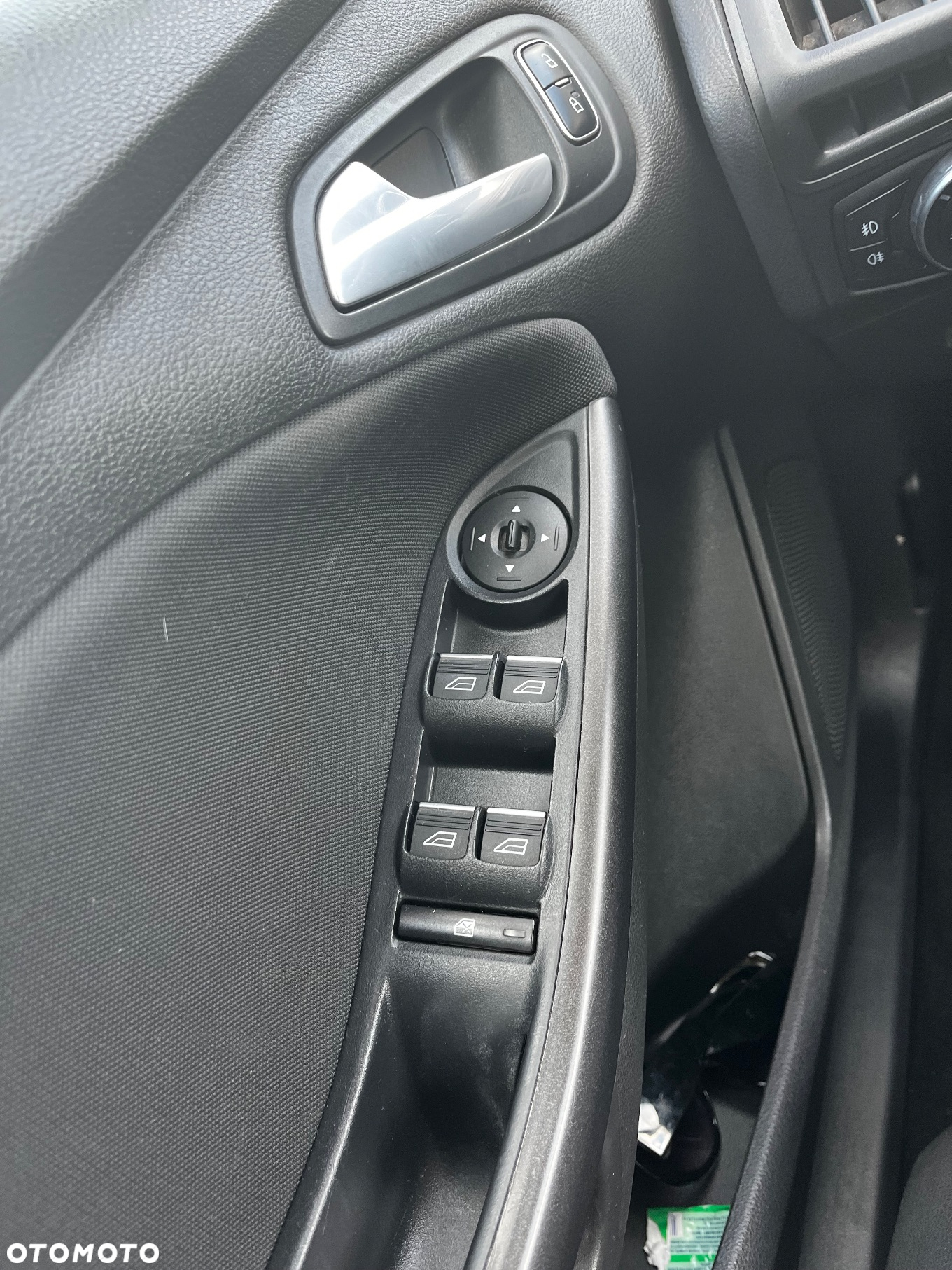 Ford Focus 1.5 EcoBoost Active - 16