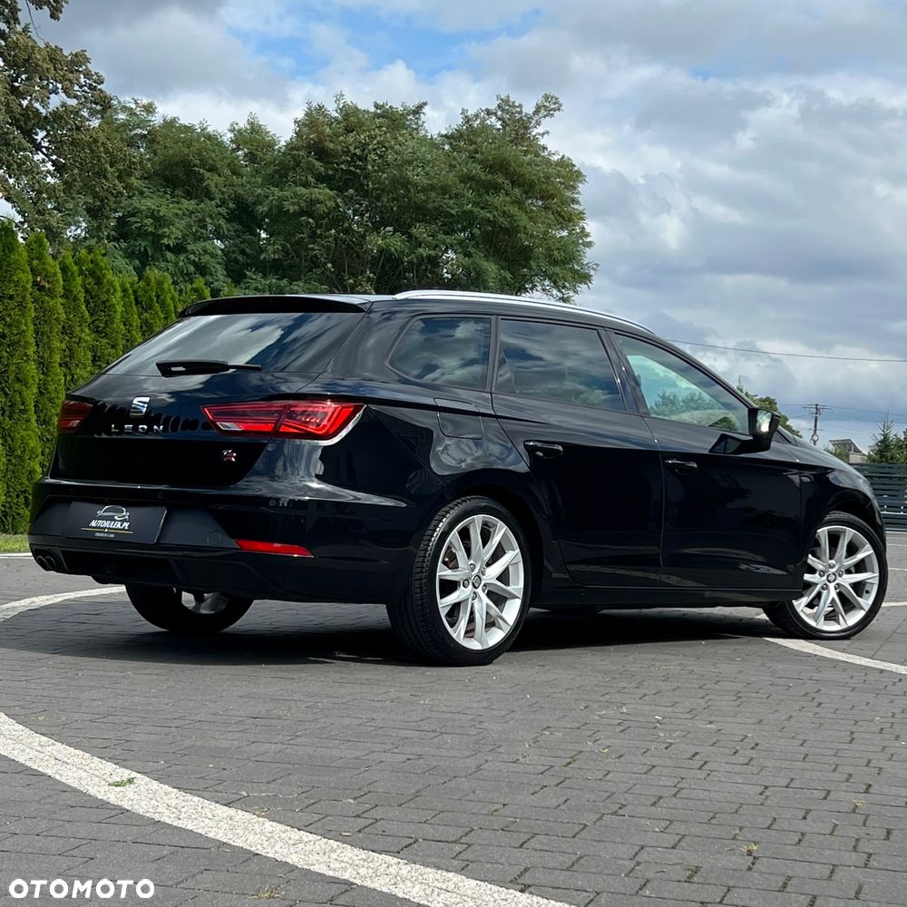 Seat Leon 2.0 TDI DPF Ecomotive DSG FR - 11