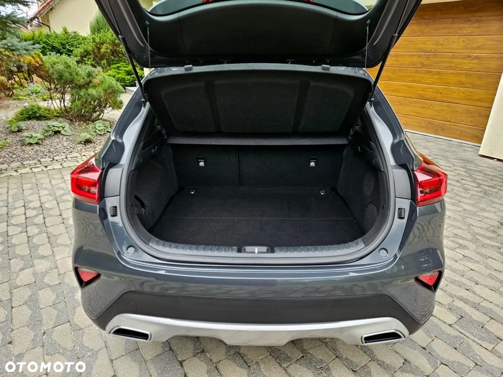 Kia XCeed - 38