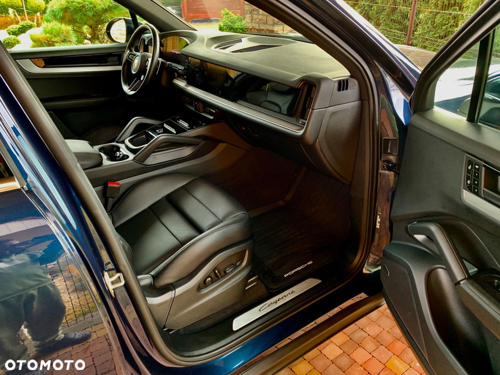 Porsche Cayenne - 16