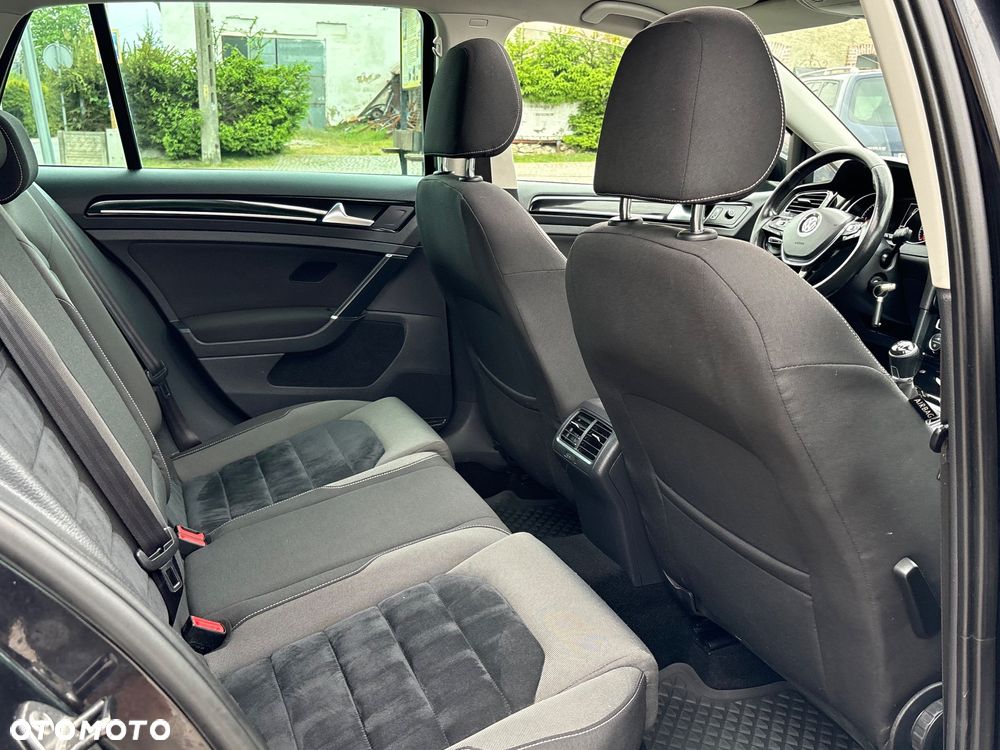 Volkswagen Golf 2.0 TDI (BlueMotion Technology) Highline - 20