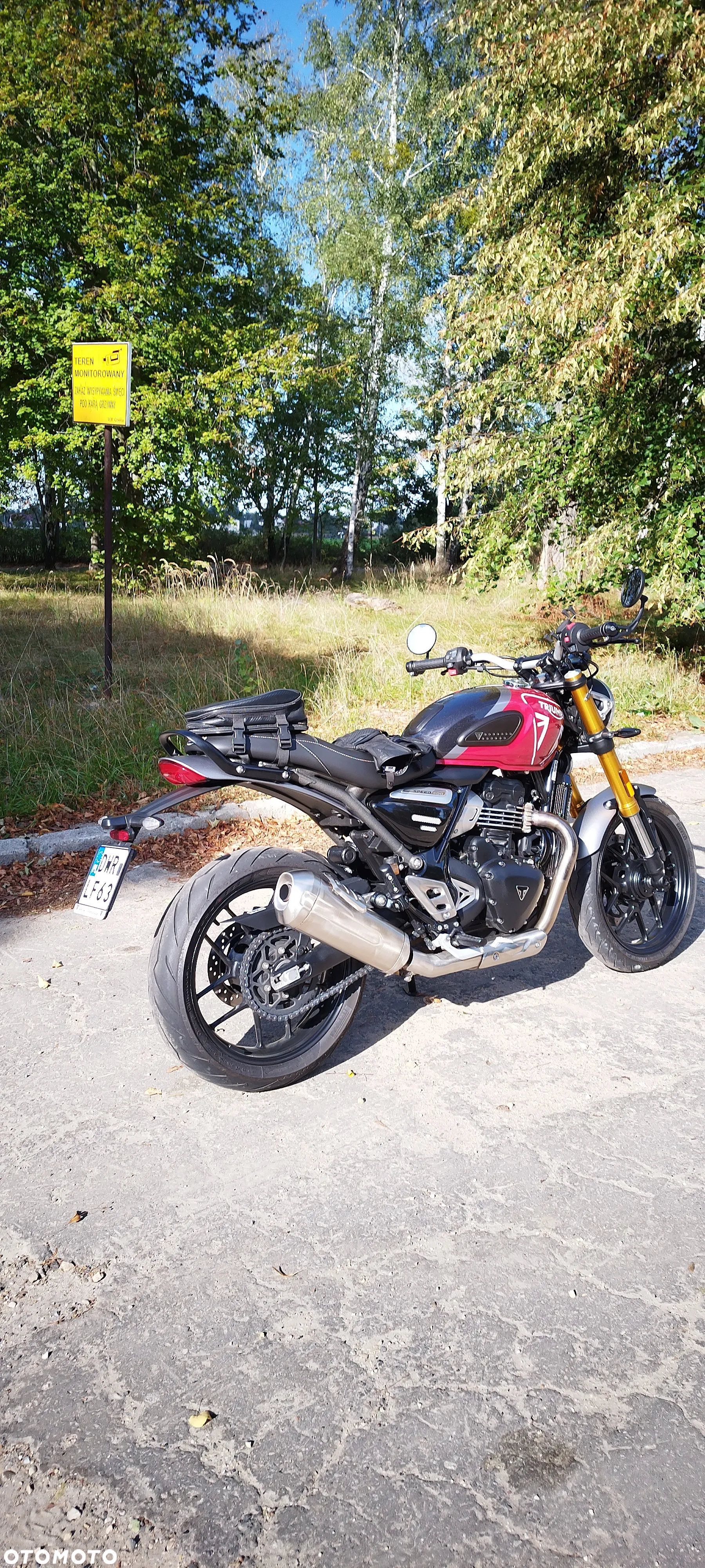 Triumph Inny - 12