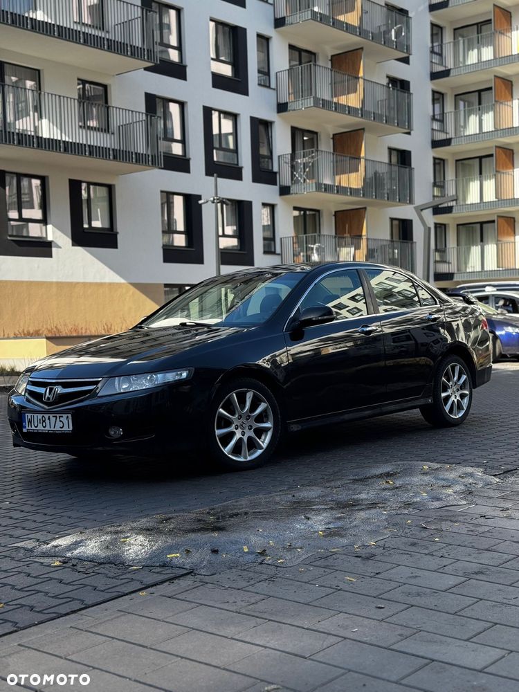 Honda Accord 2.0 Executive - 1