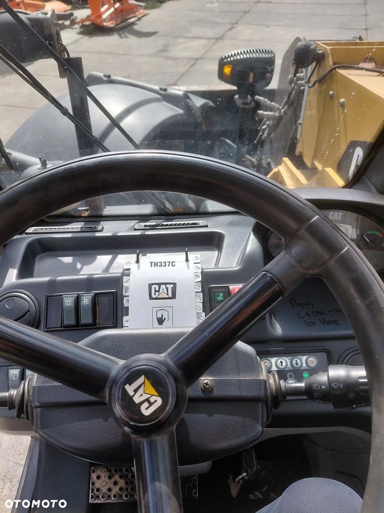 Caterpillar TH337C - 21