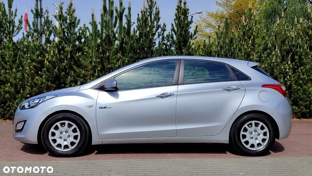 Hyundai i30 1.6 GDI Classic + - 8