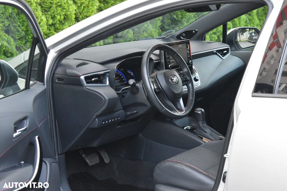 Toyota Corolla 2.0 Lounge - 4