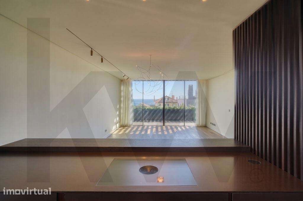 Exclusiva Penthouse T3 de Luxo para Arrendar com Vista Mar| Estoril - Grande imagem: 2/43