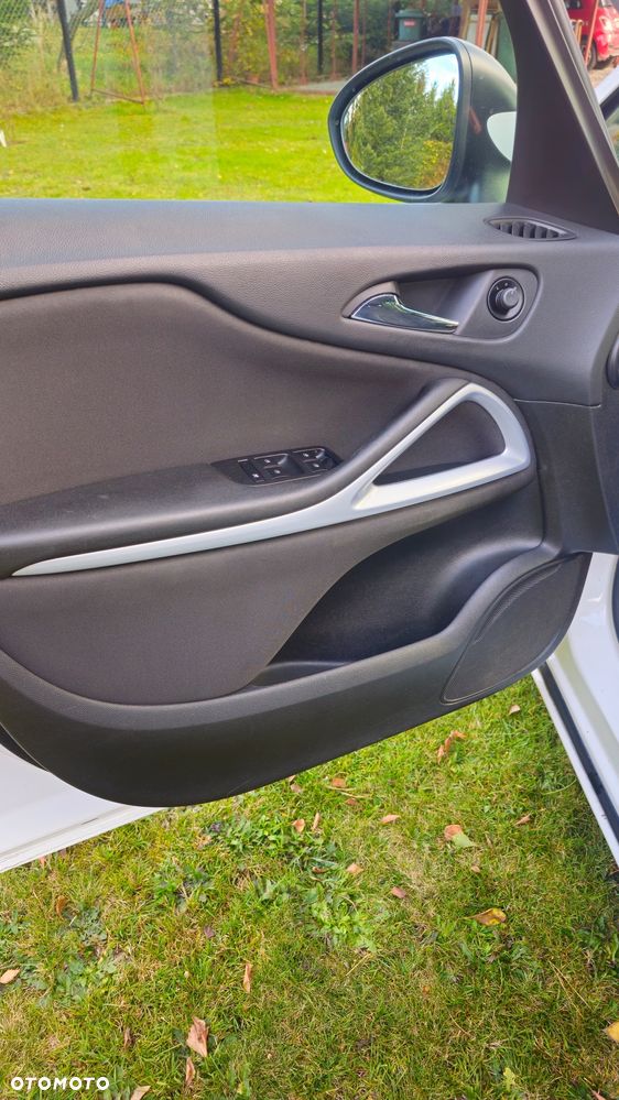 Opel Zafira - 10