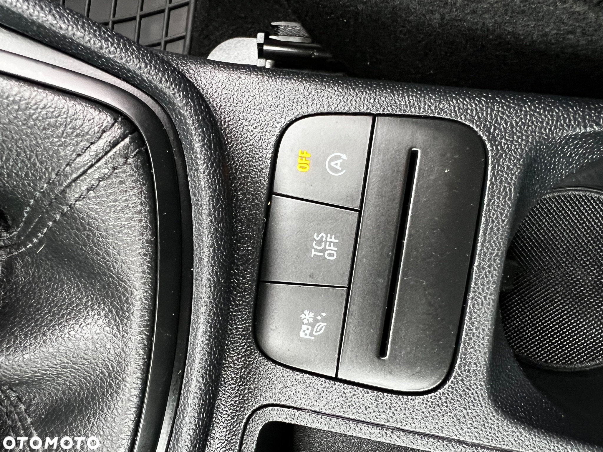 Ford Fiesta 1.1 Connected ASS - 18